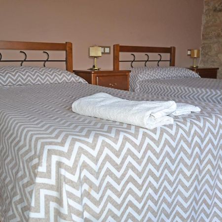 Hotel Rural Val Dos Pigarros Lubián Exteriör bild
